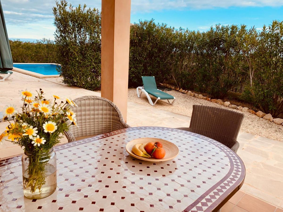 CASA Luz Solar - schöne Finca in Strandnähe, Privatpool, Klimaanlage, Wifi Santanyí Exteriör bild