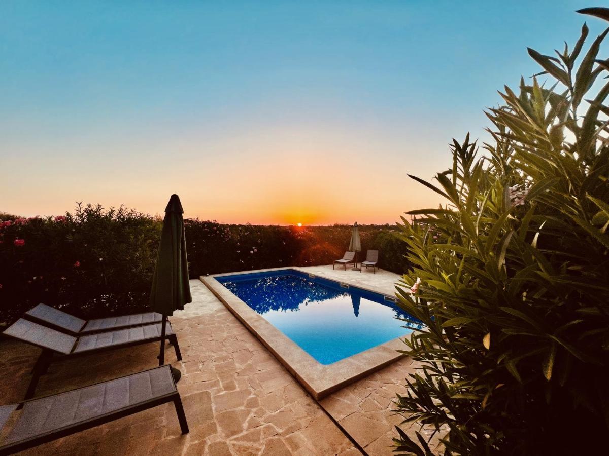 CASA Luz Solar - schöne Finca in Strandnähe, Privatpool, Klimaanlage, Wifi Santanyí Exteriör bild